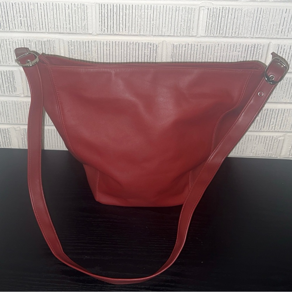 COVINGTON Burgundy Elegant Red Leather Shoulder Bag